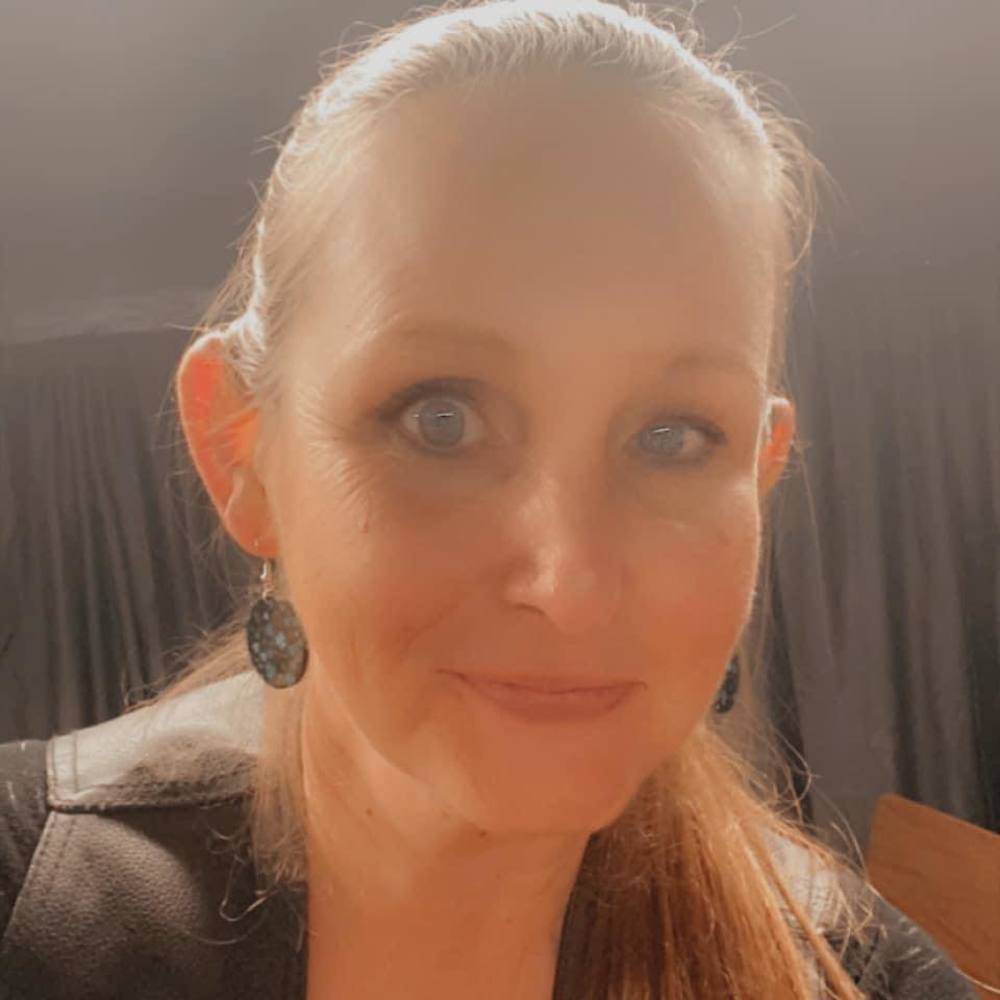 Meet your Posher, Stacy